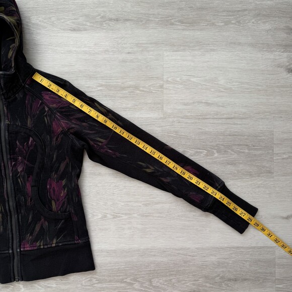 Lululemon Scuba Hoodie VTG RARE OG Protea Floral Print Black Pink Green Size 6 - Picture 12 of 14